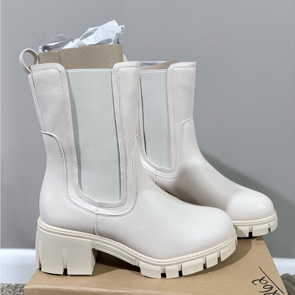 Chic Cream Ankle Boots